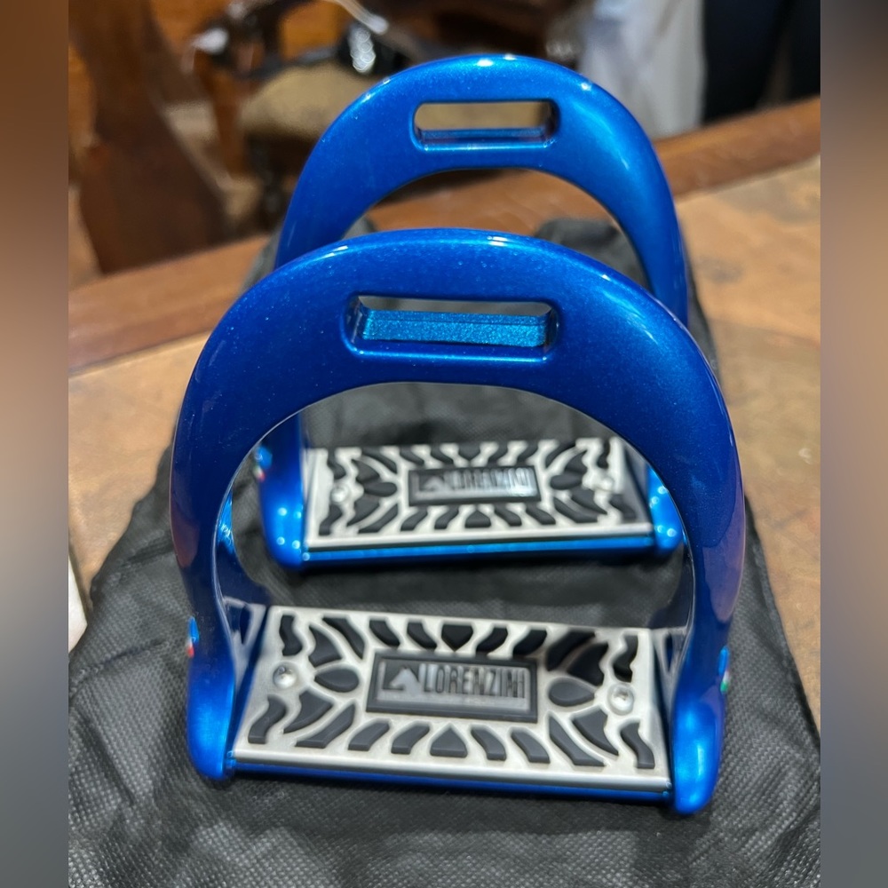 Lorenzini Titanium Dressage Stirrups Blue